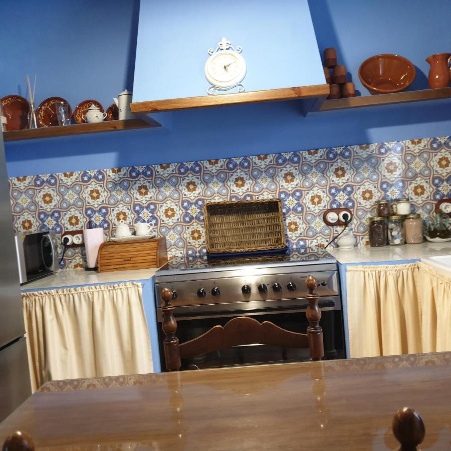 Alozaina Casa Azulヴィラ エクステリア 写真